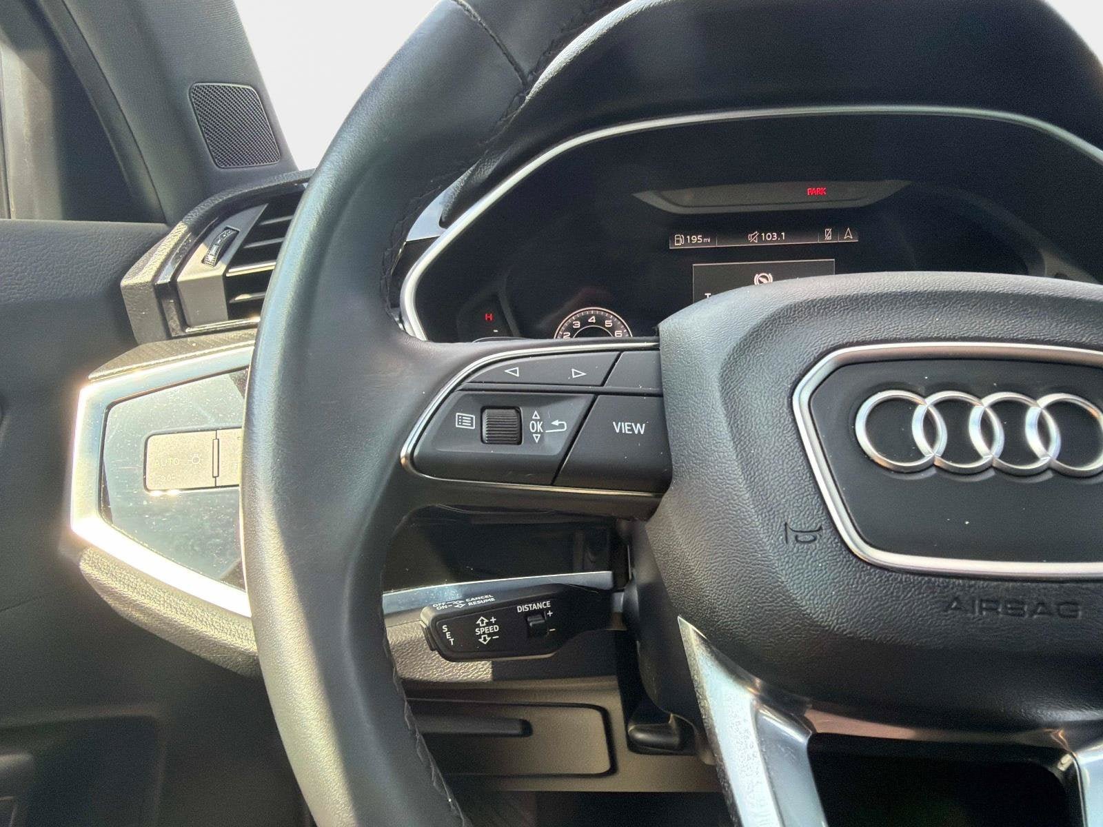 Used 2024 Audi Q3 2.0T Premium Plus w/ Premium Plus Package AWD/4WD image 32