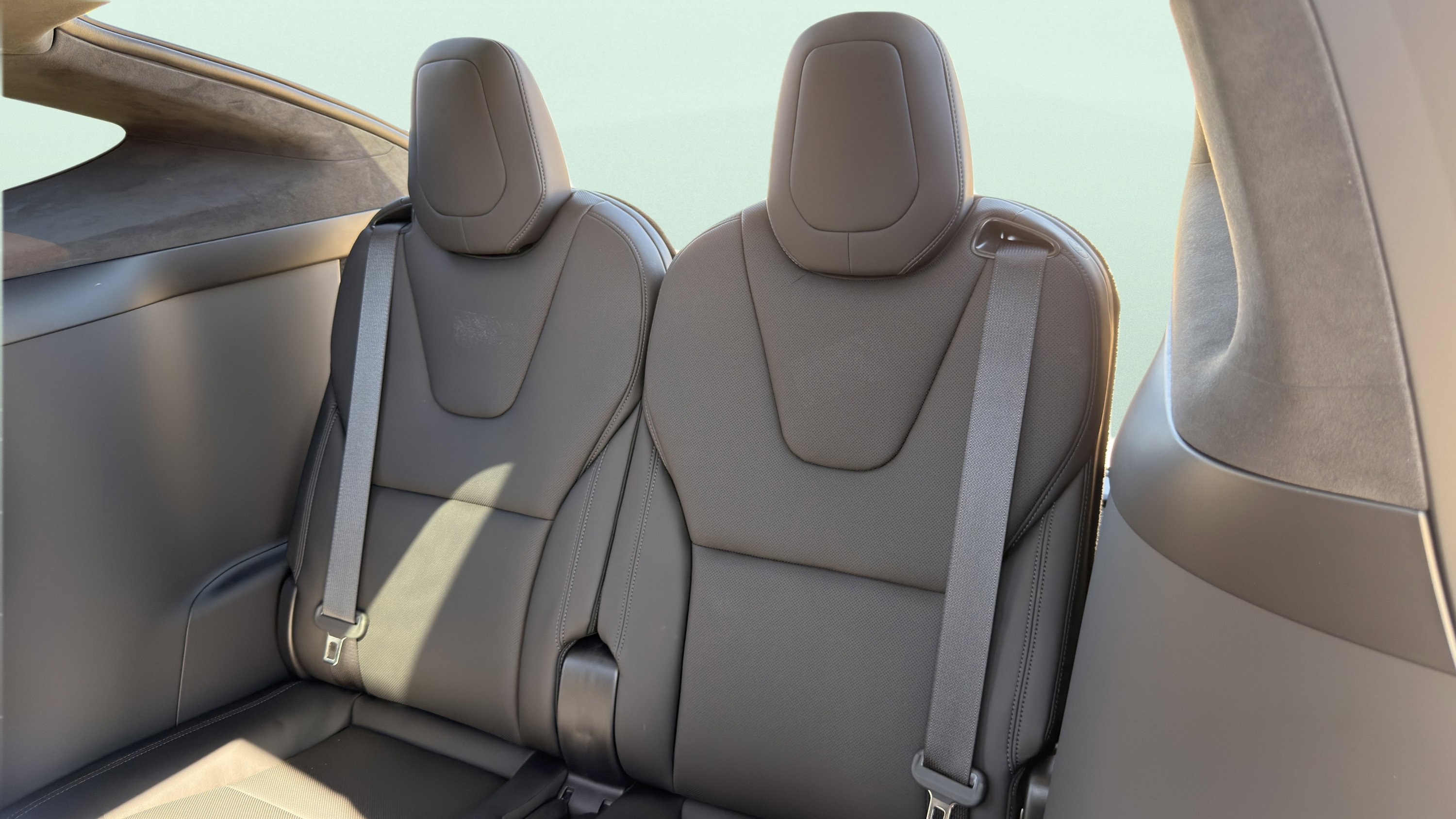 Used 2022 Tesla Model X Plaid image 24