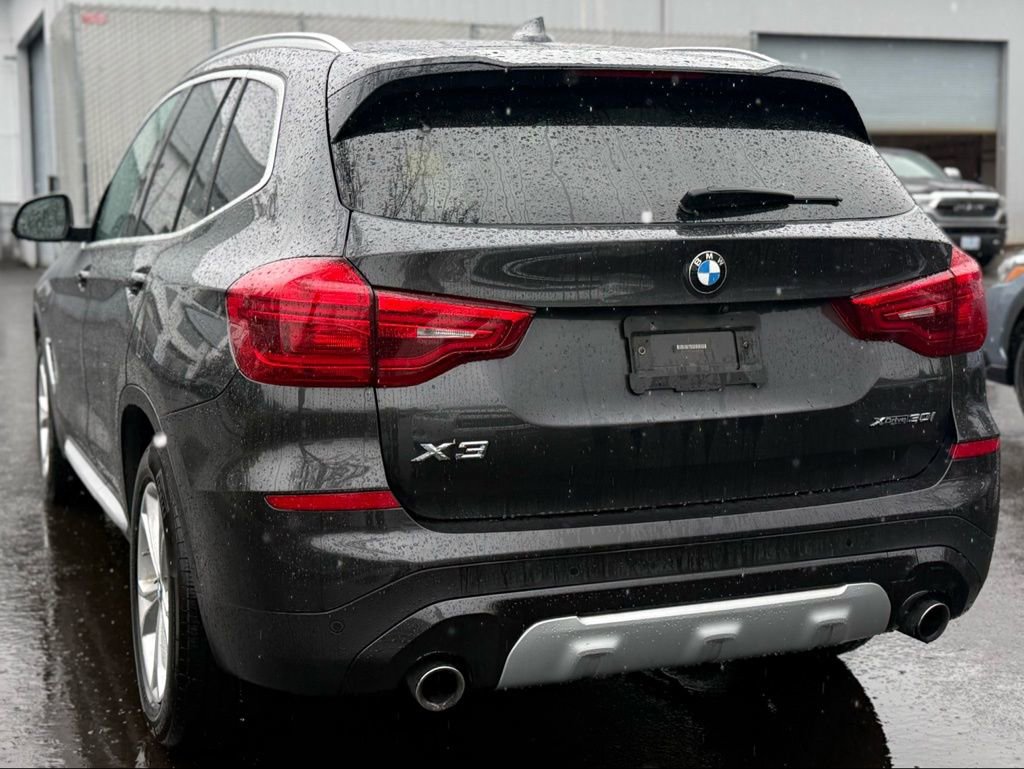 Used 2019 BMW X3 xDrive30i w/ Driving Assistance Package image 3