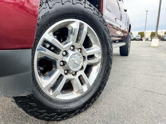 Used 2015 Chevrolet Silverado 2500 High Country w/ Duramax Plus Package image 2