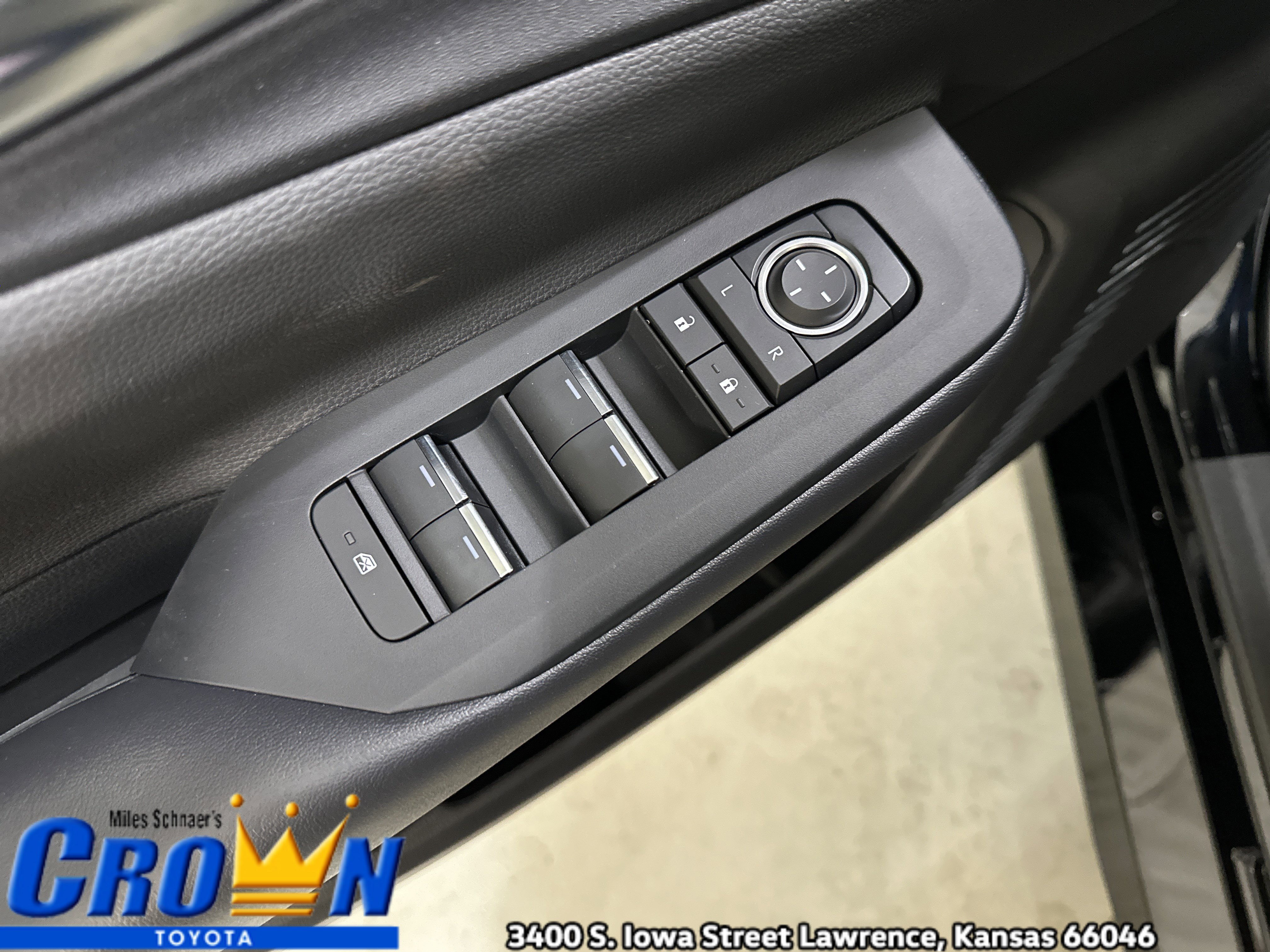 New 2026 Toyota Prius AWD image 18