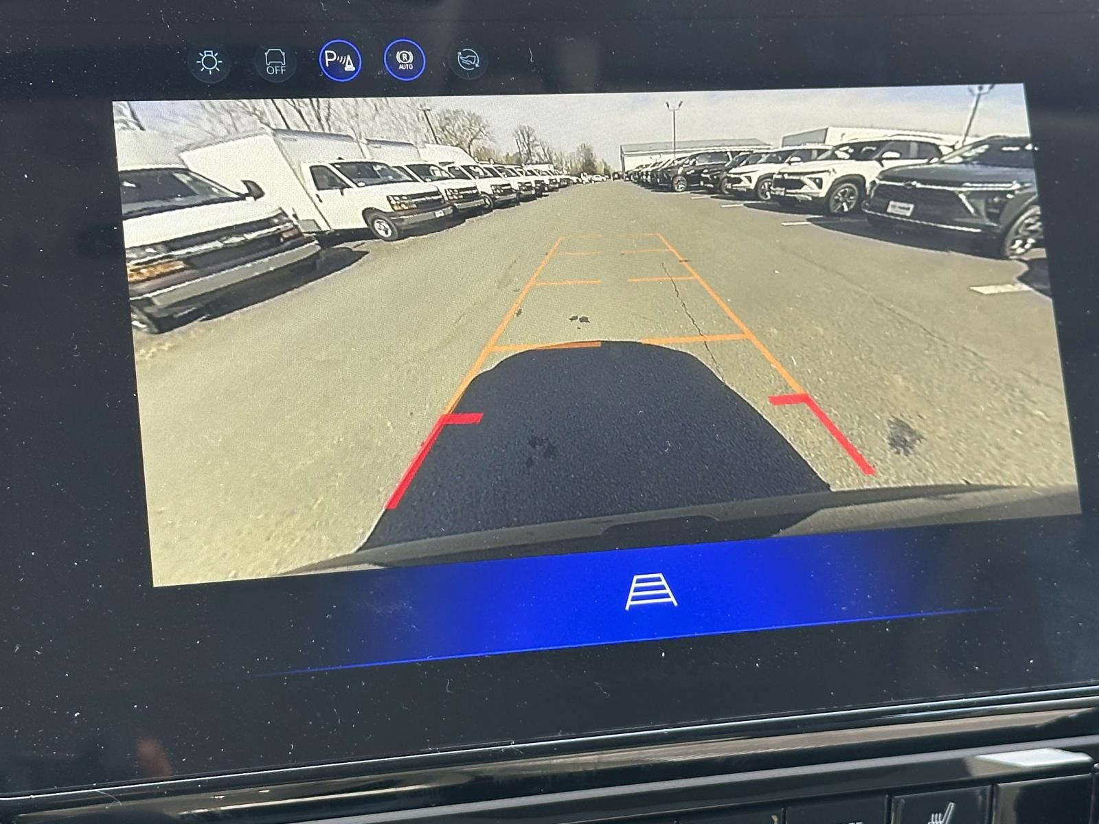 New 2027 Chevrolet Bolt LT w/ Comfort Package FWD image 11