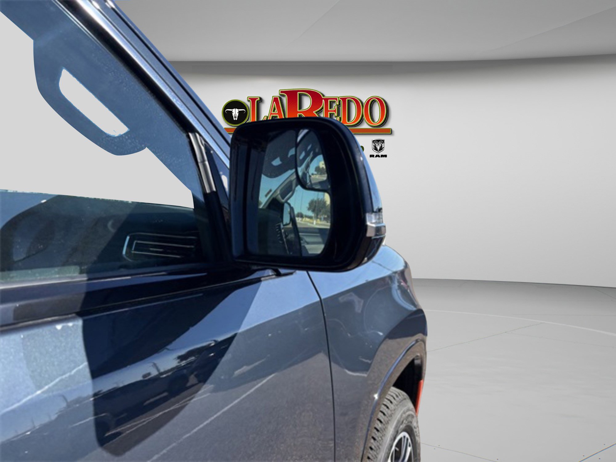 New 2025 Jeep Wagoneer L 2WD image 10