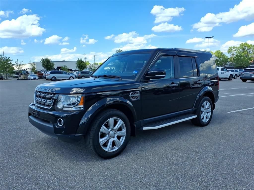 Used 2016 Land Rover LR4 HSE AWD/4WD image 9