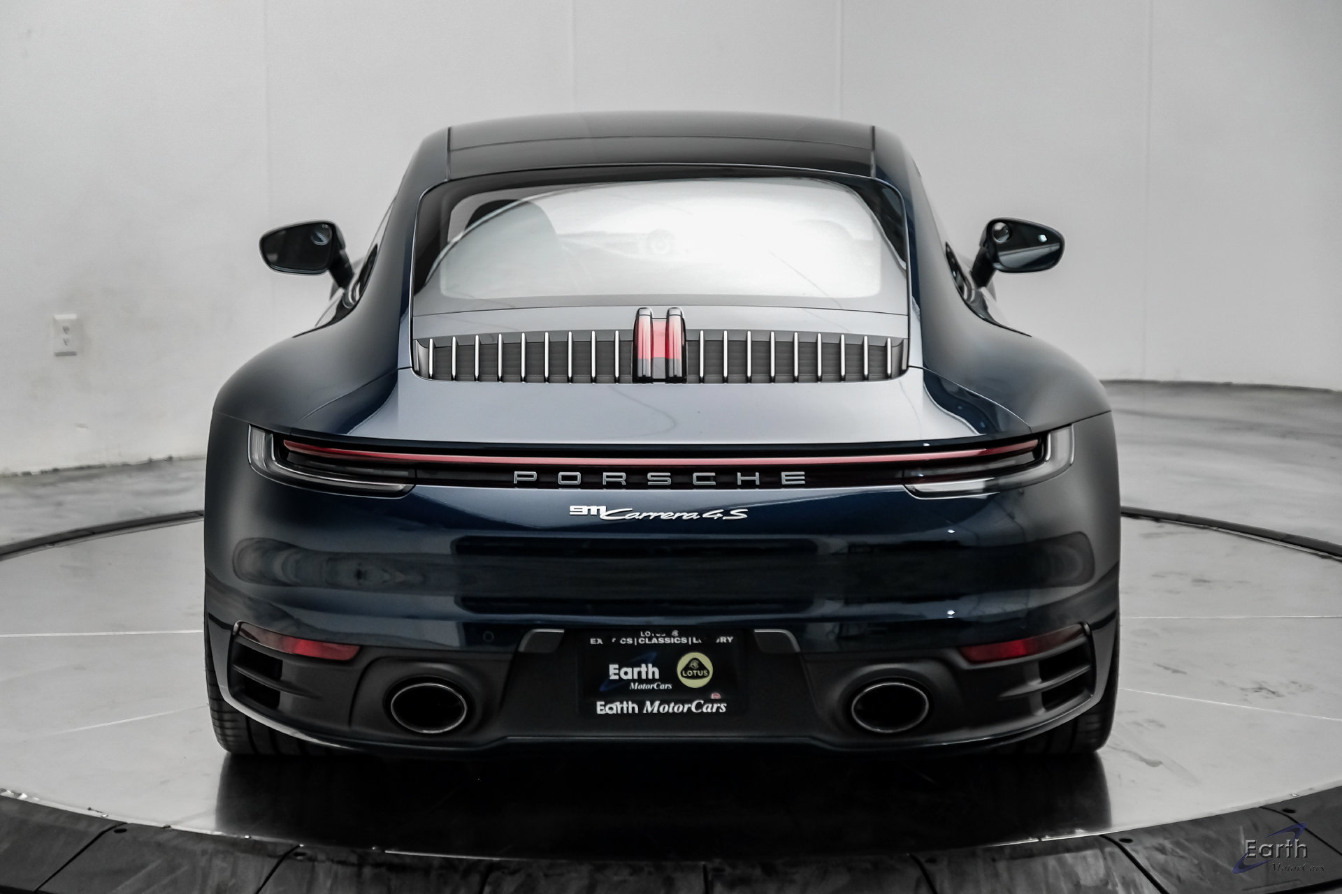 Used 2020 Porsche 911 Carrera 4S AWD/4WD image 12