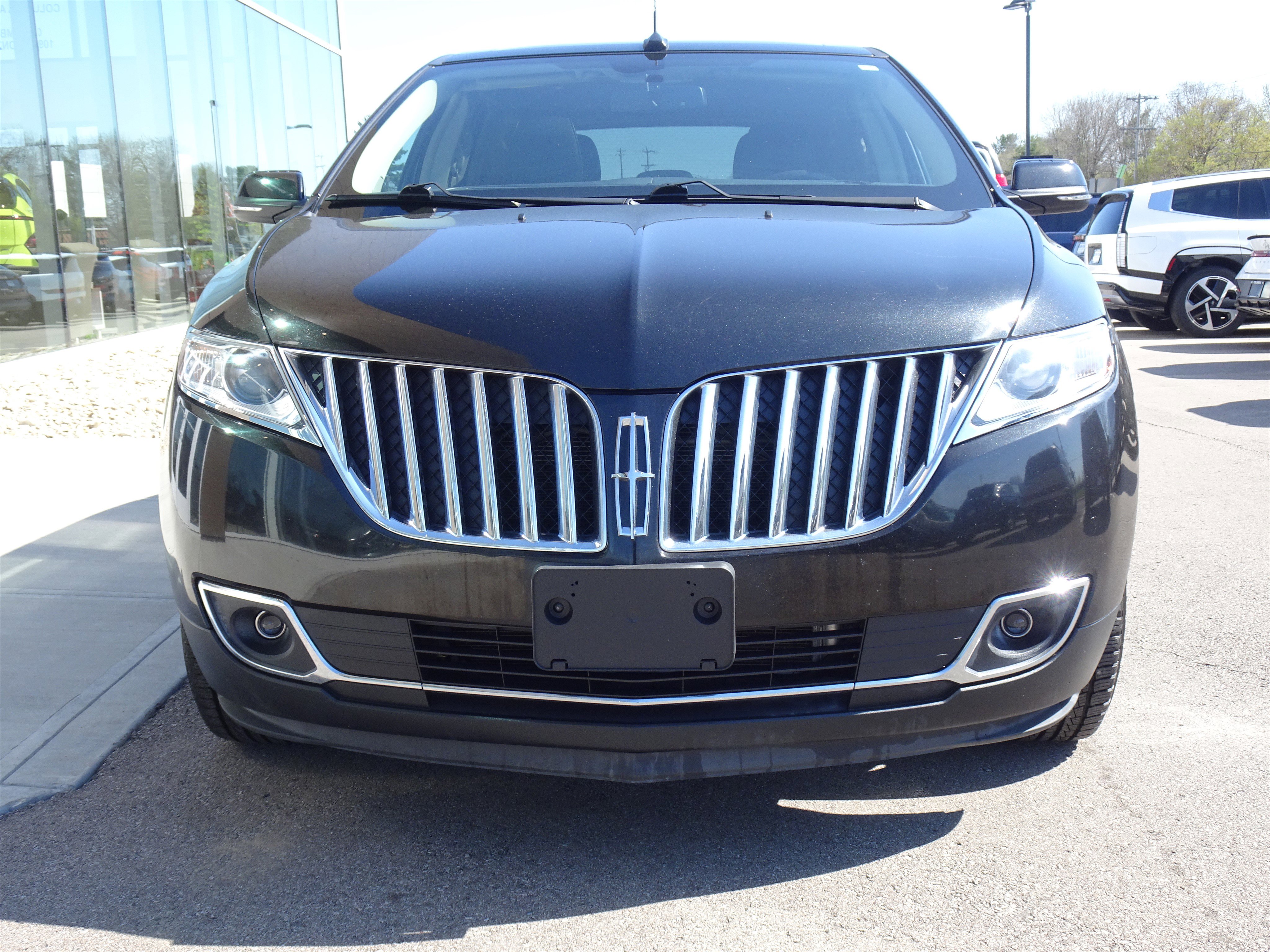 Used 2015 Lincoln MKX AWD w/ Equipment Group 102A image 7