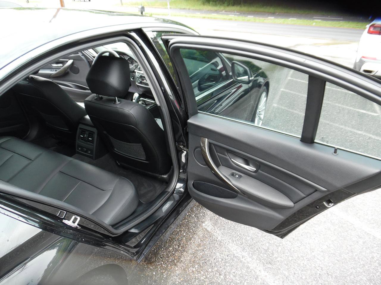 Used 2015 BMW 328d xDrive Sedan AWD/4WD image 22