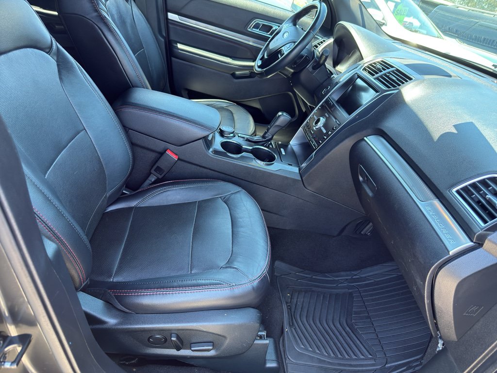 Used 2019 Ford Explorer Sport w/ Equipment Group 401A AWD/4WD image 20