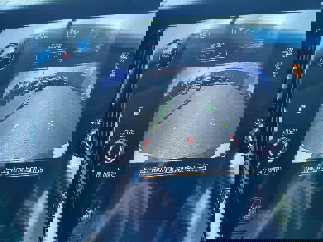 Used 2020 Subaru Outback Premium image 17