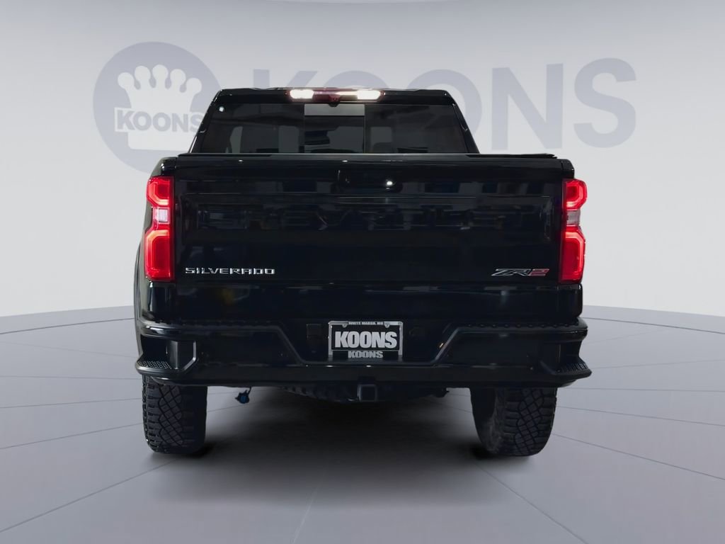 Used 2024 Chevrolet Silverado 1500 ZR2 image 2