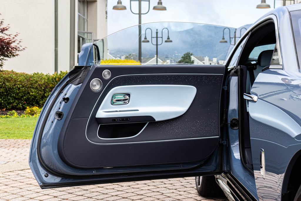 Used 2025 Rolls-Royce Spectre w/ Leather Finishing Pack AWD/4WD image 56