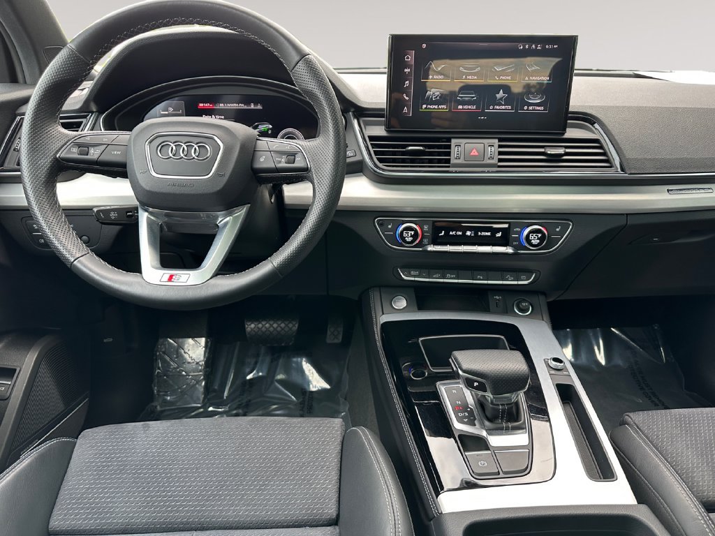 Certified 2023 Audi Q5 e Premium Plus AWD/4WD image 10