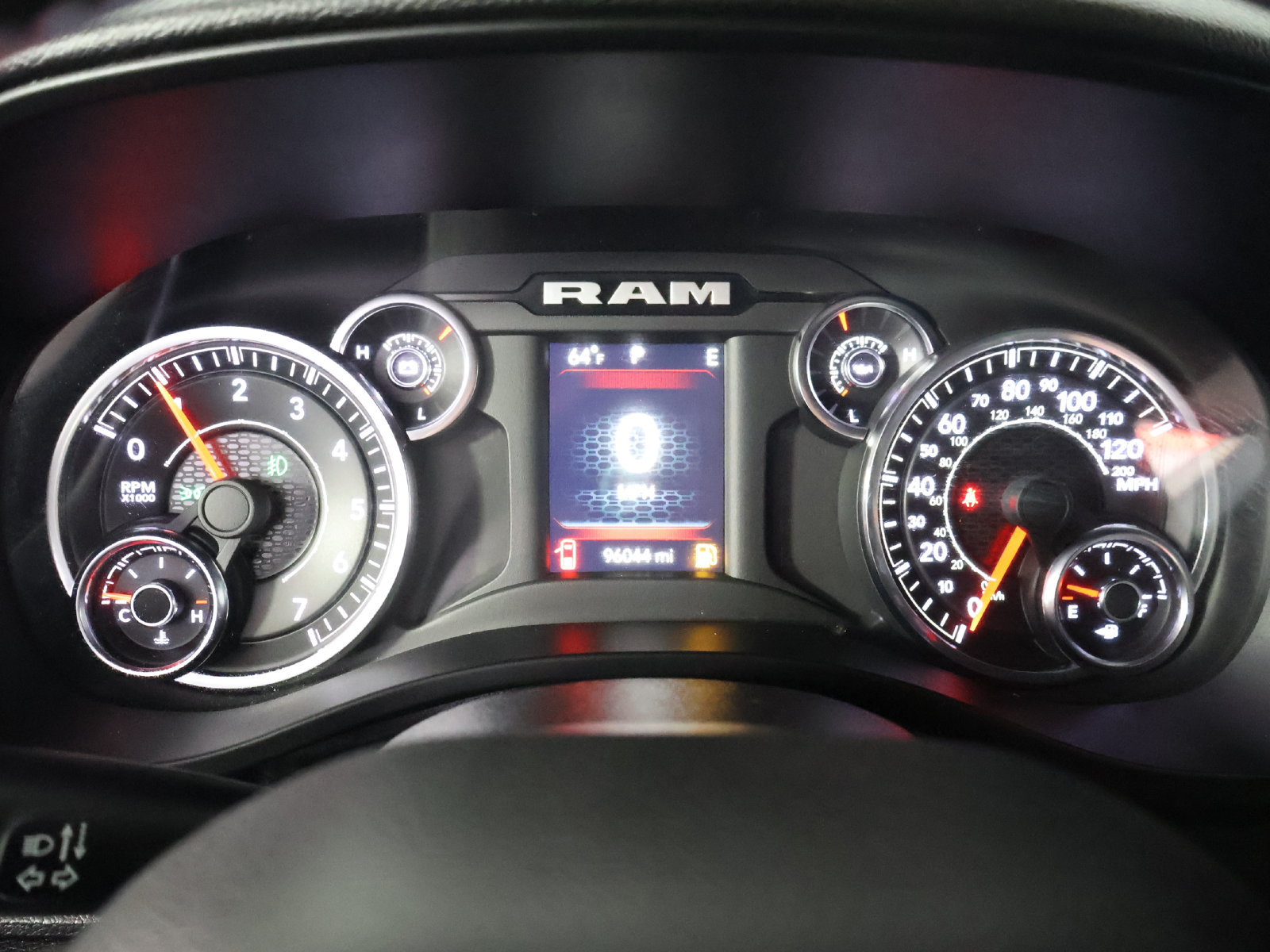 Used 2022 RAM 1500 Big Horn AWD/4WD image 40