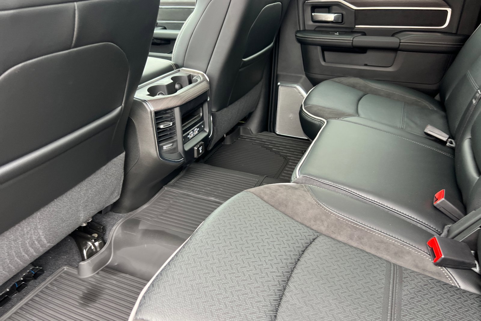 New 2026 RAM 2500 Laramie image 10