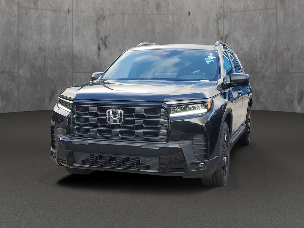 New 2026 Honda Pilot Sport image 3