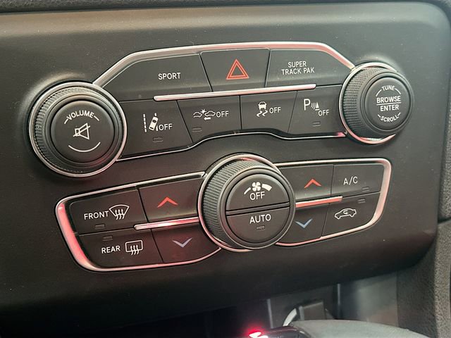 Used 2016 Dodge Charger R/T Scat Pack w/ Technology Group image 16