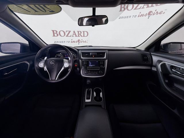 Used 2017 Nissan Altima 2.5 SR w/ Midnight Edition Package FWD image 24