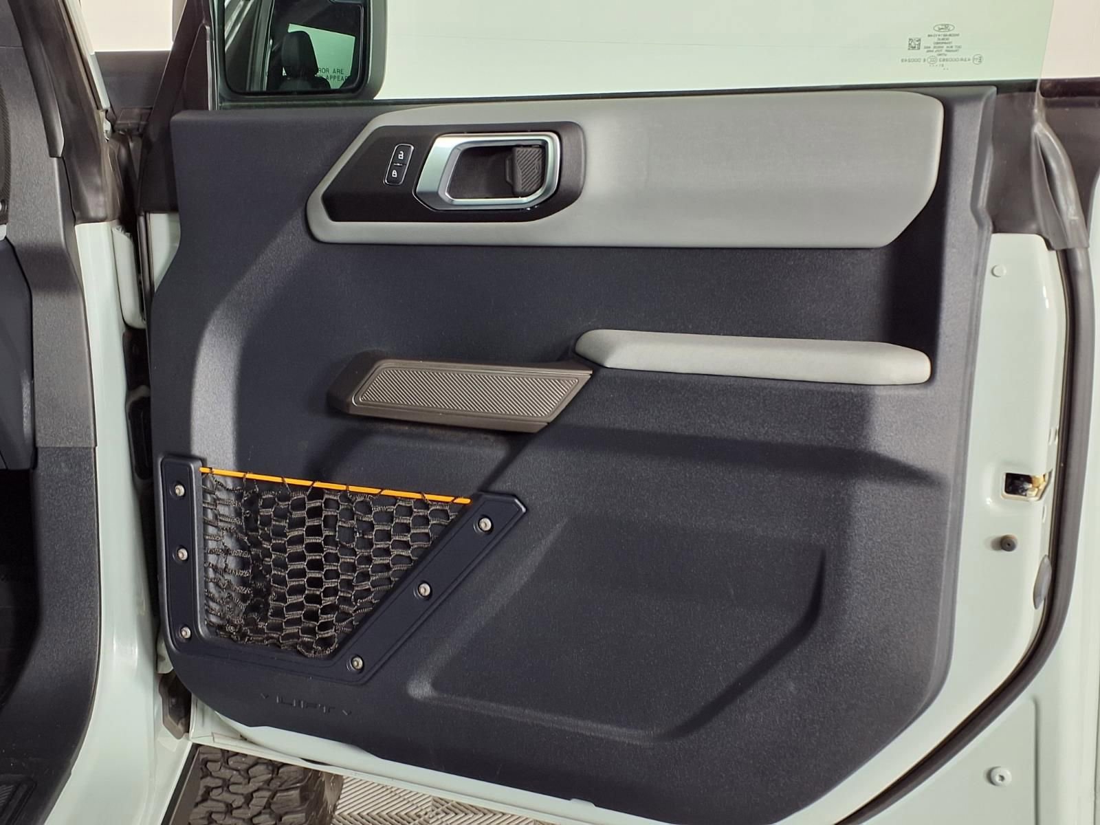 Used 2021 Ford Bronco Badlands image 8