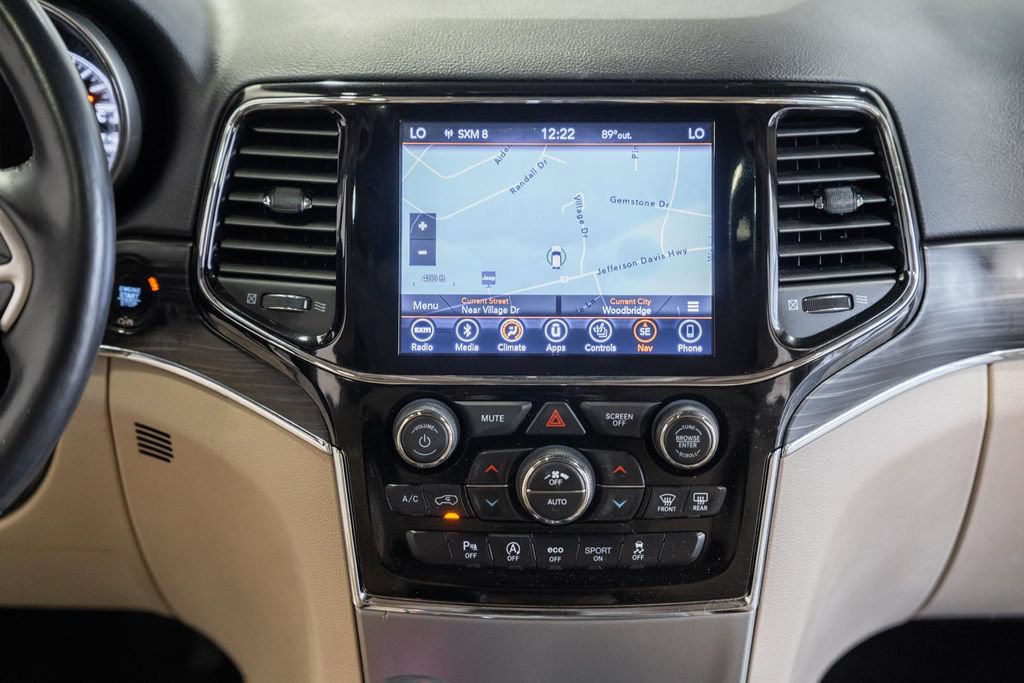 Used 2019 Jeep Grand Cherokee Limited AWD/4WD image 22
