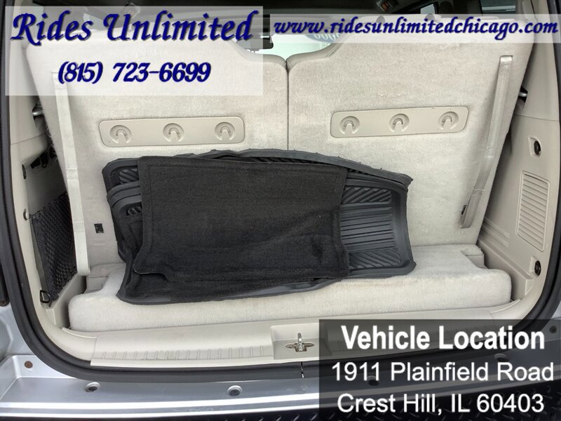 Used 2006 Jeep Commander Limited w/ Trailer Tow Group IV AWD/4WD image 32