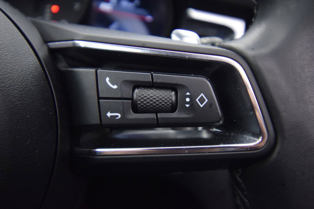 Used 2022 Porsche Macan image 35