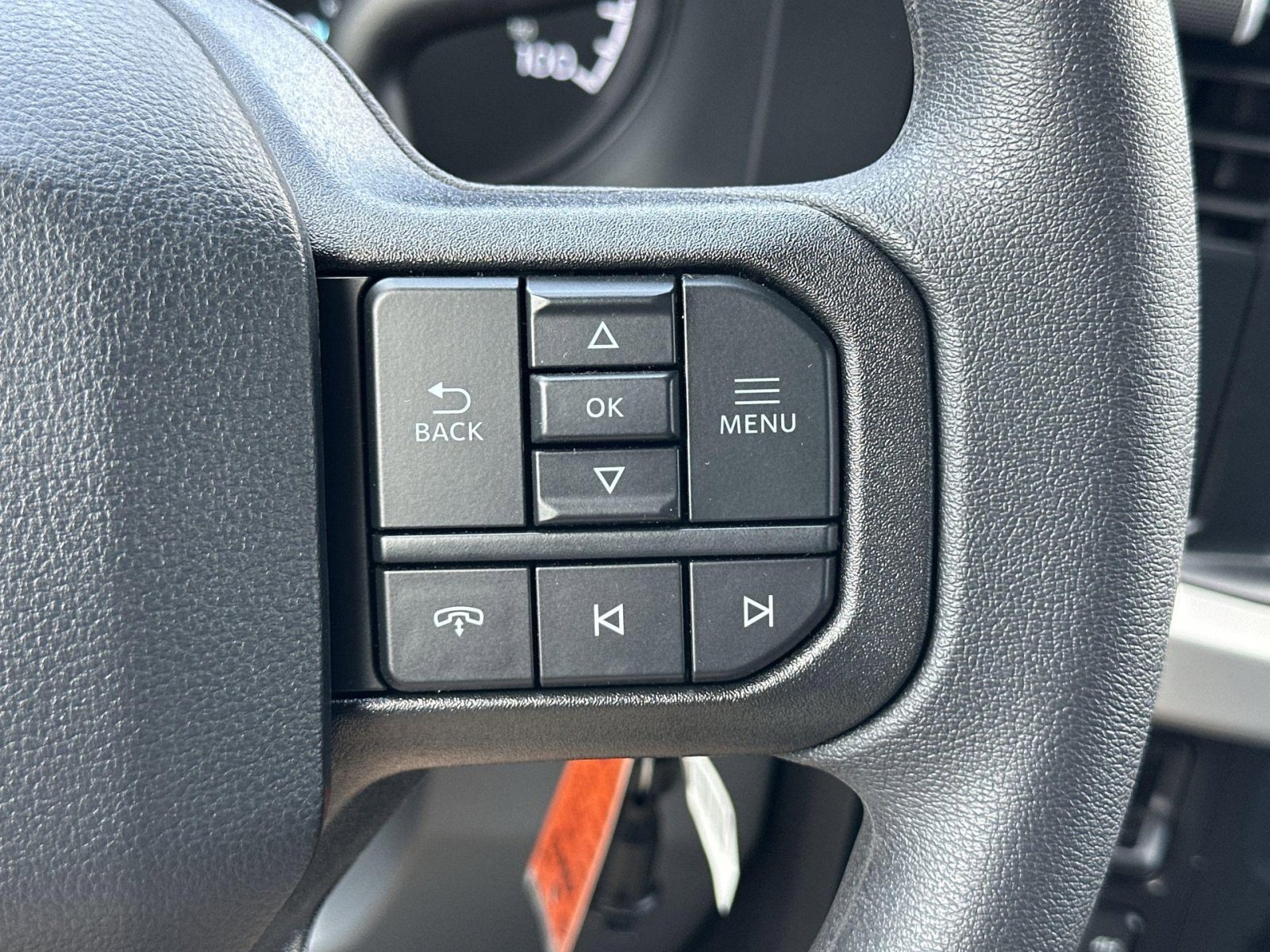 New 2025 Ford F550 4x4 Regular Cab Super Duty image 18