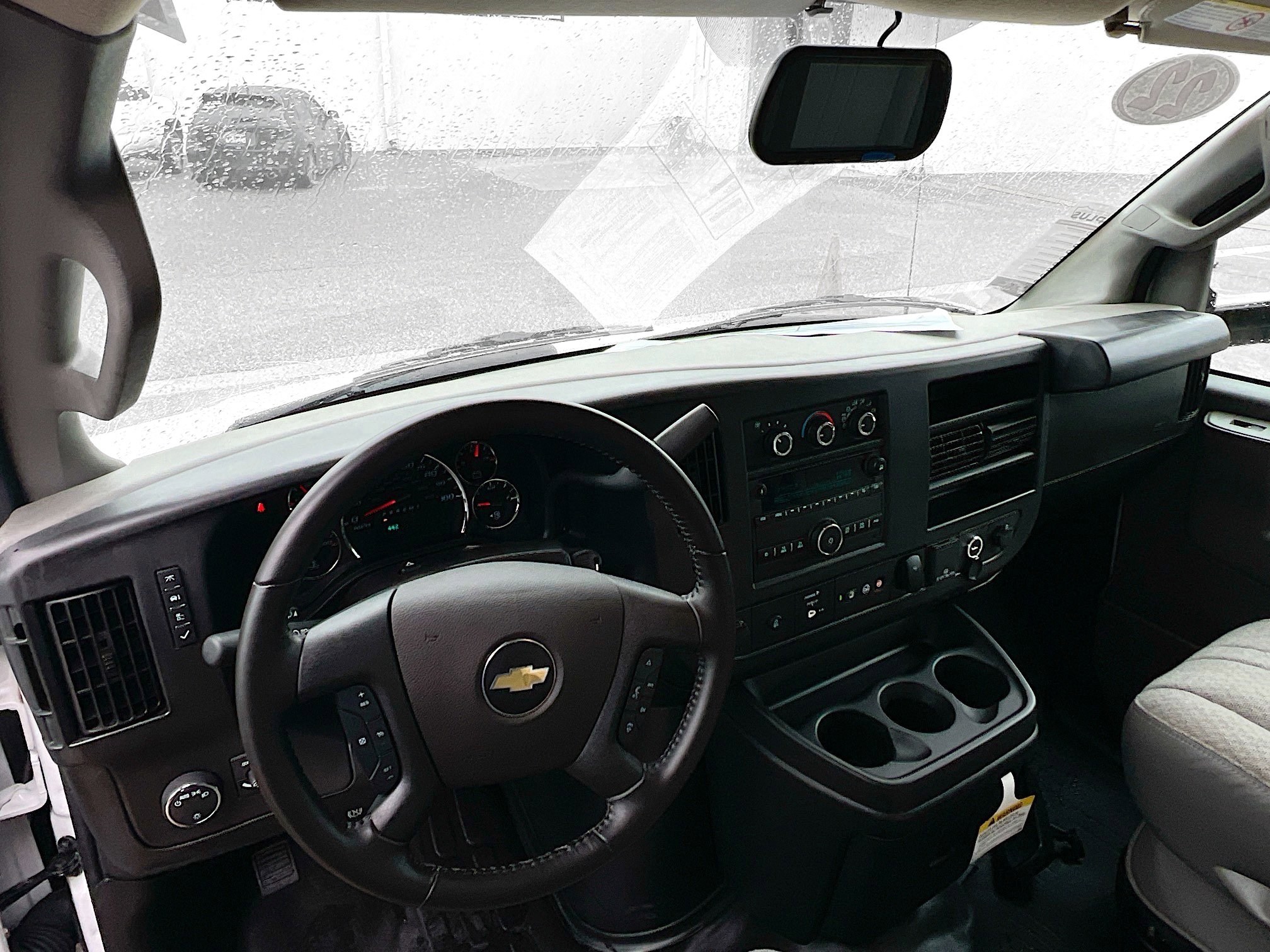 Used 2022 Chevrolet Express 3500 w/ Power Convenience Package image 28