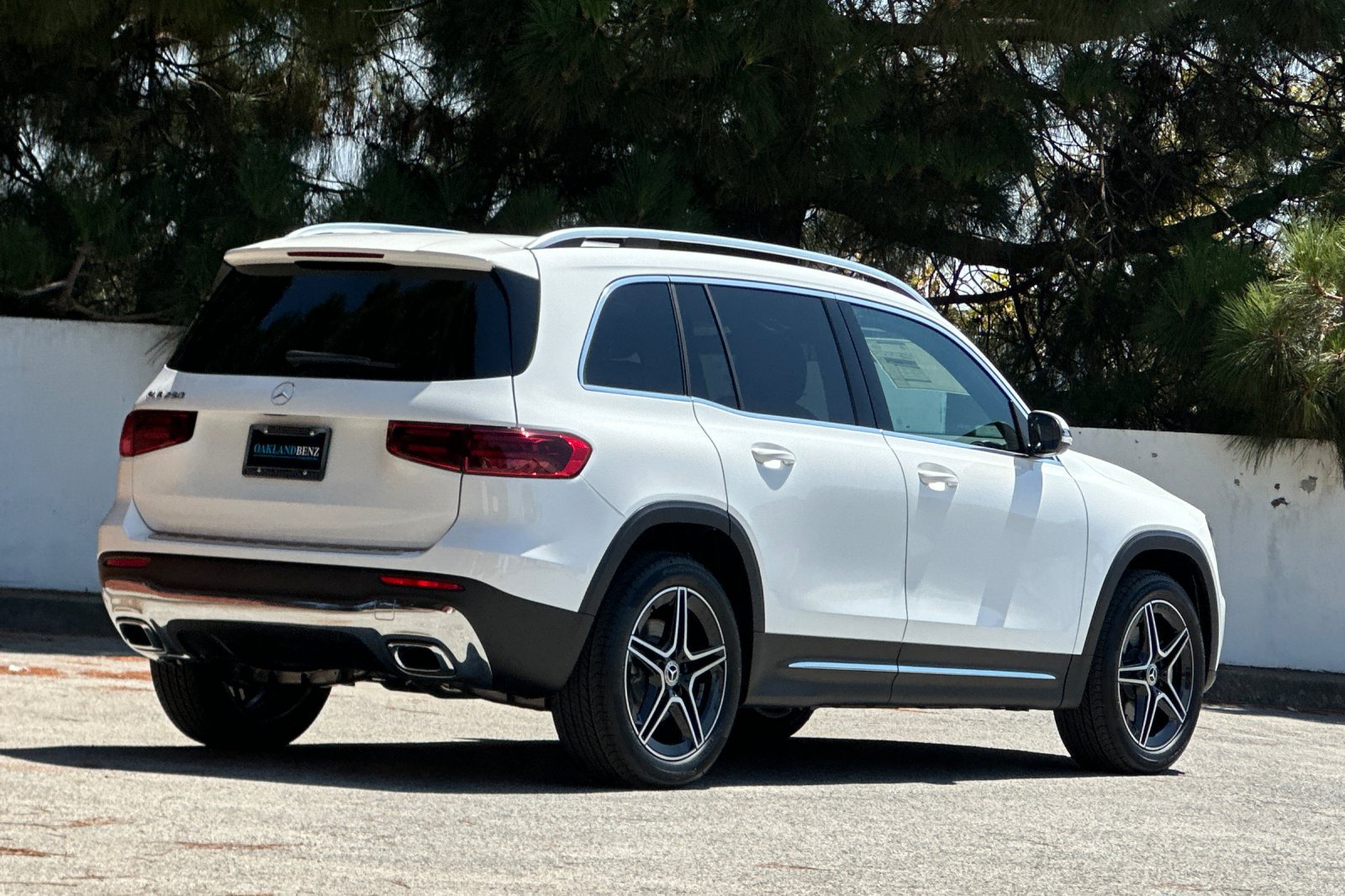 New 2026 Mercedes-Benz GLB 250 image 4