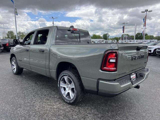 New 2026 RAM 1500 Express AWD/4WD image 5