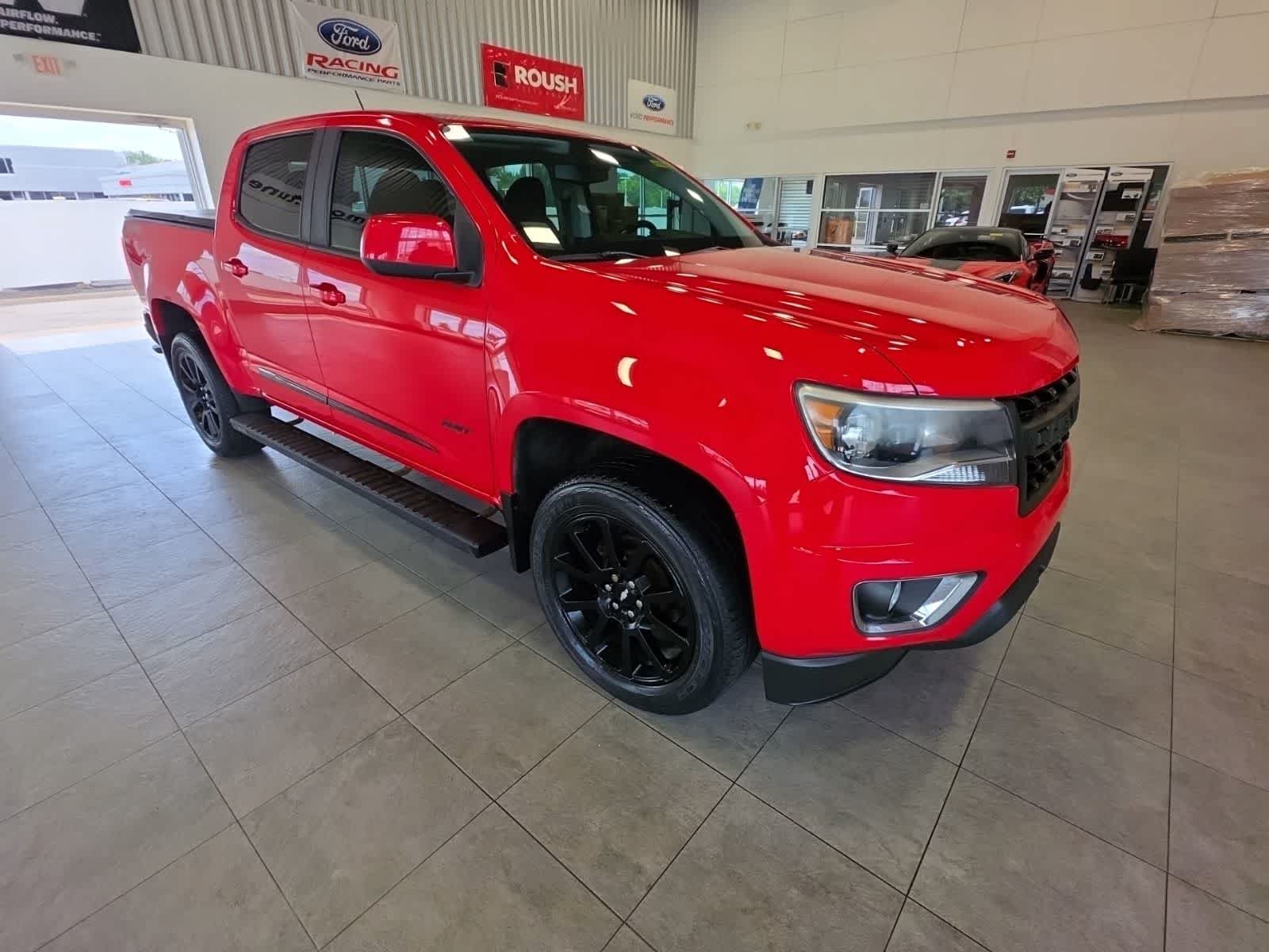 Used 2019 Chevrolet Colorado LT w/ Colorado RST Special Edition AWD/4WD image 5