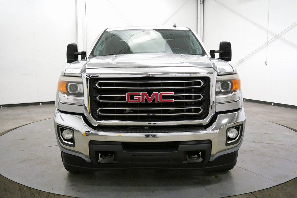 Used 2015 GMC Sierra 2500 SLE image 2