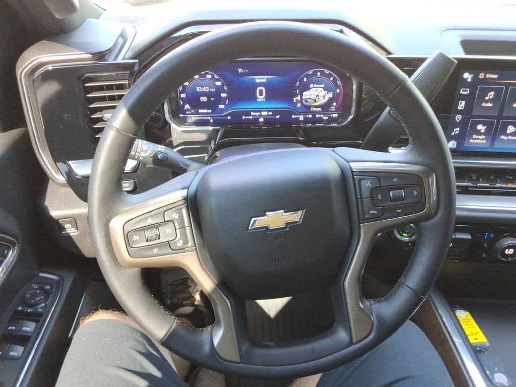 Used 2024 Chevrolet Silverado 3500 High Country w/ High Country Premium Package AWD/4WD image 29