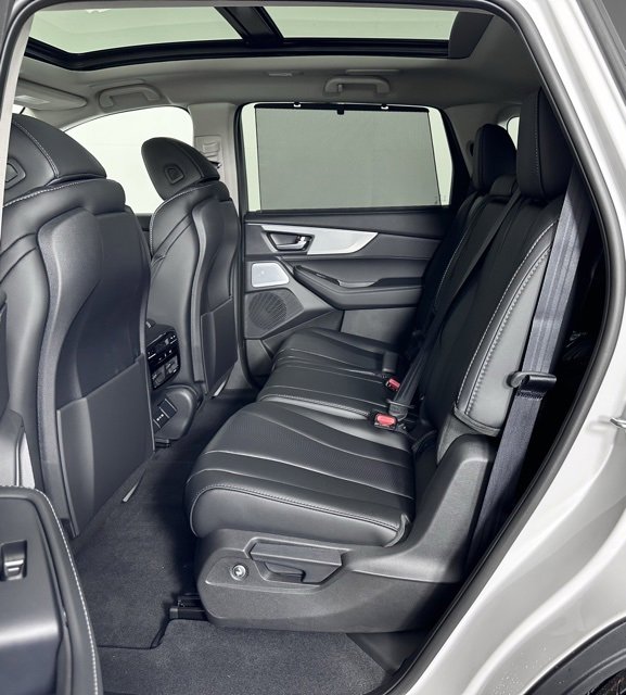 Used 2026 Acura MDX w/ Technology Package image 21