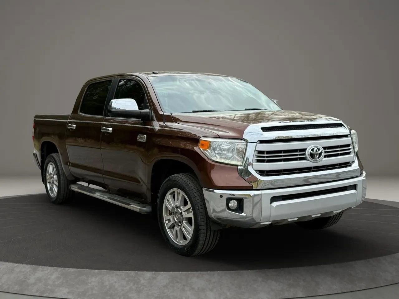 Used 2014 Toyota Tundra 1794 Edition image 3