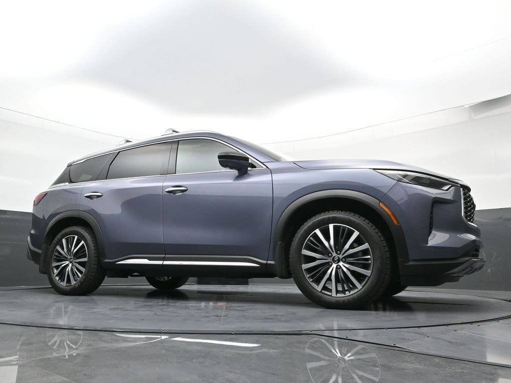 Used 2025 INFINITI QX60 Sensory w/ Vision Package image 24