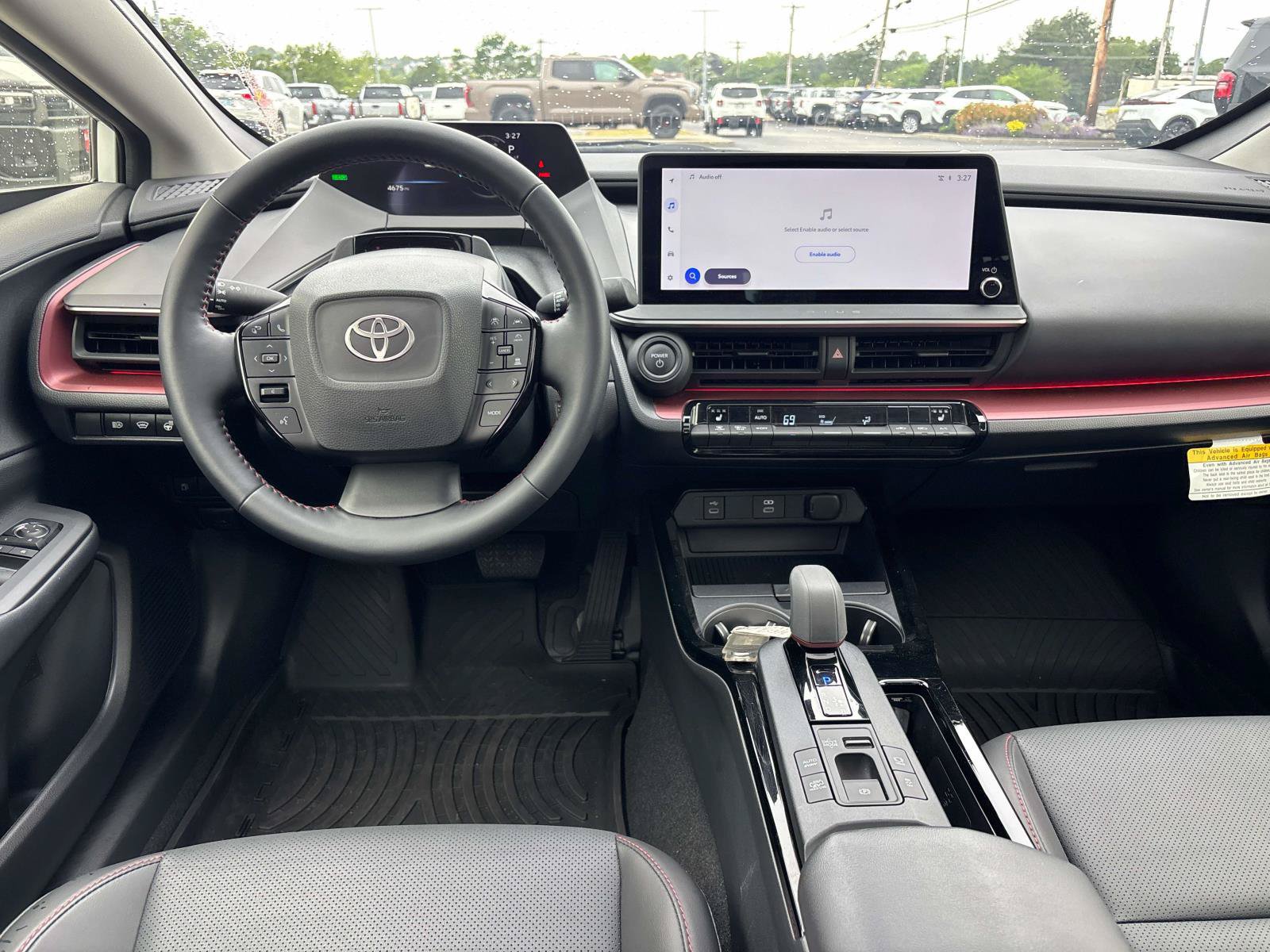 New 2025 Toyota Prius Plug-In Hybrid FWD image 8