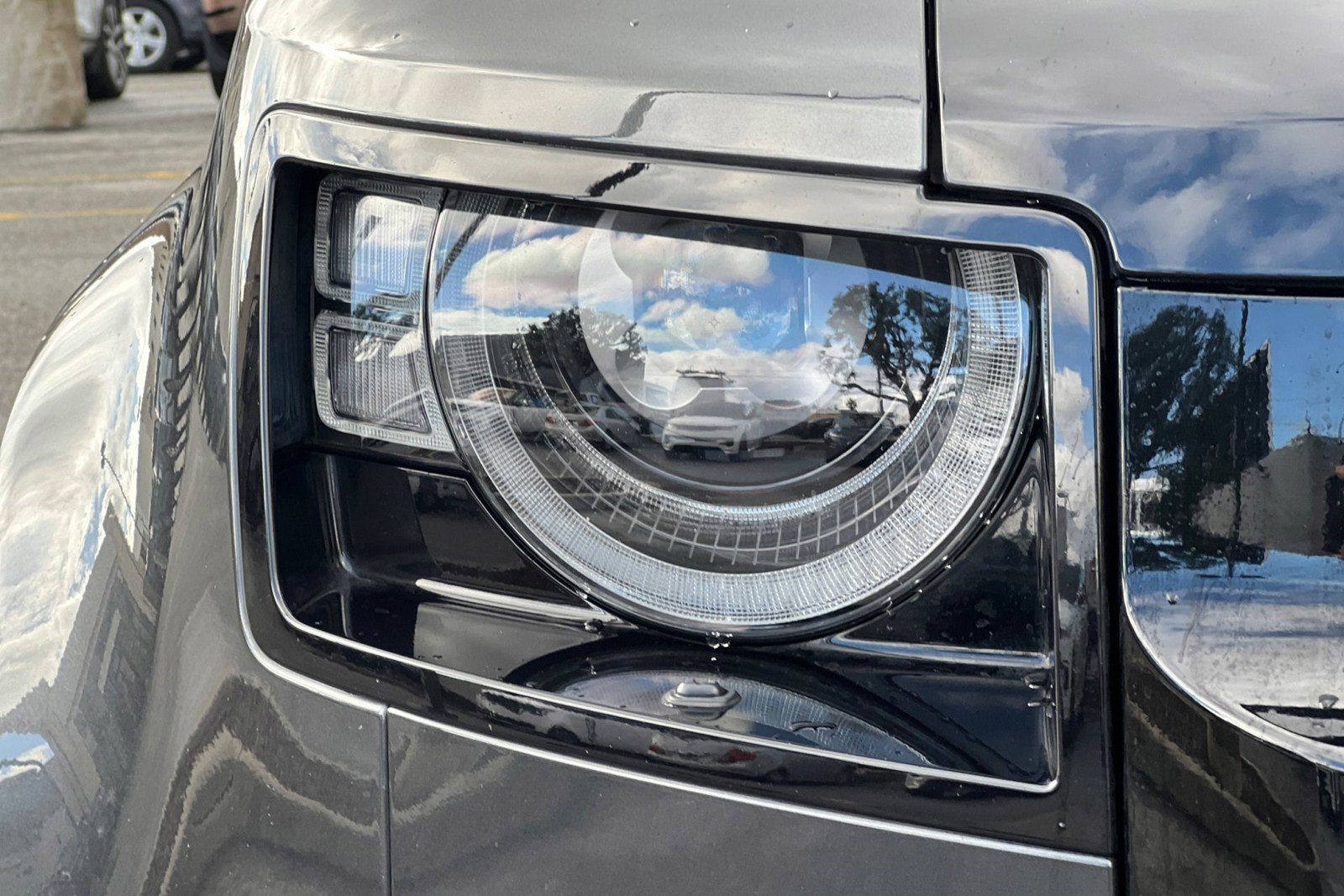 Certified 2023 Land Rover Defender 130 X image 12