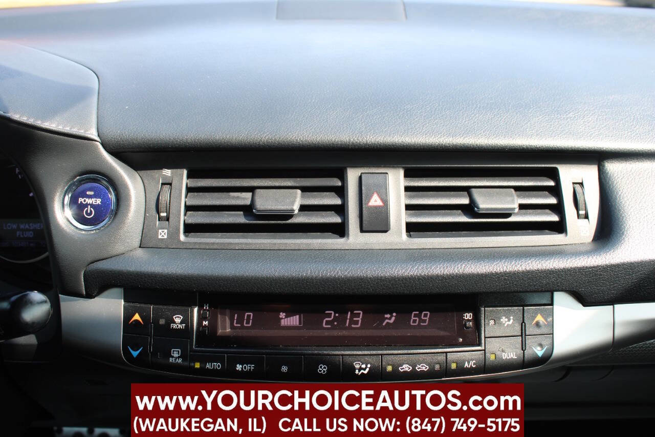 Used 2017 Lexus CT 200h image 21