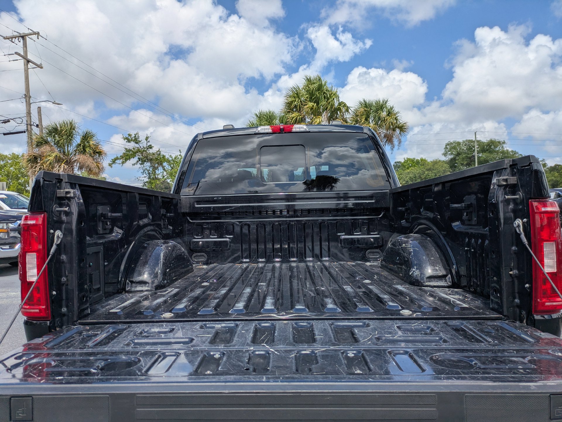 Used 2022 Ford F150 XLT w/ Equipment Group 302A High AWD/4WD image 18