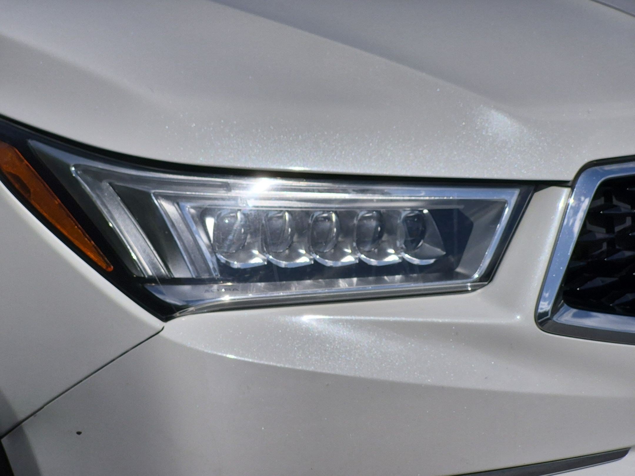Used 2020 Acura MDX w/ Technology Package AWD/4WD image 12