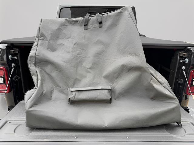 Used 2023 Jeep Gladiator Overland image 28