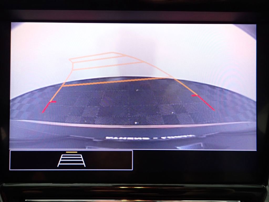 Used 2023 Chevrolet TrailBlazer ACTIV w/ Sun and Liftgate Package image 3