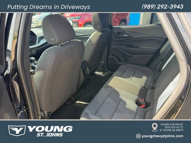 Certified 2024 Chevrolet Trax RS w/ Sunroof Package FWD image 24