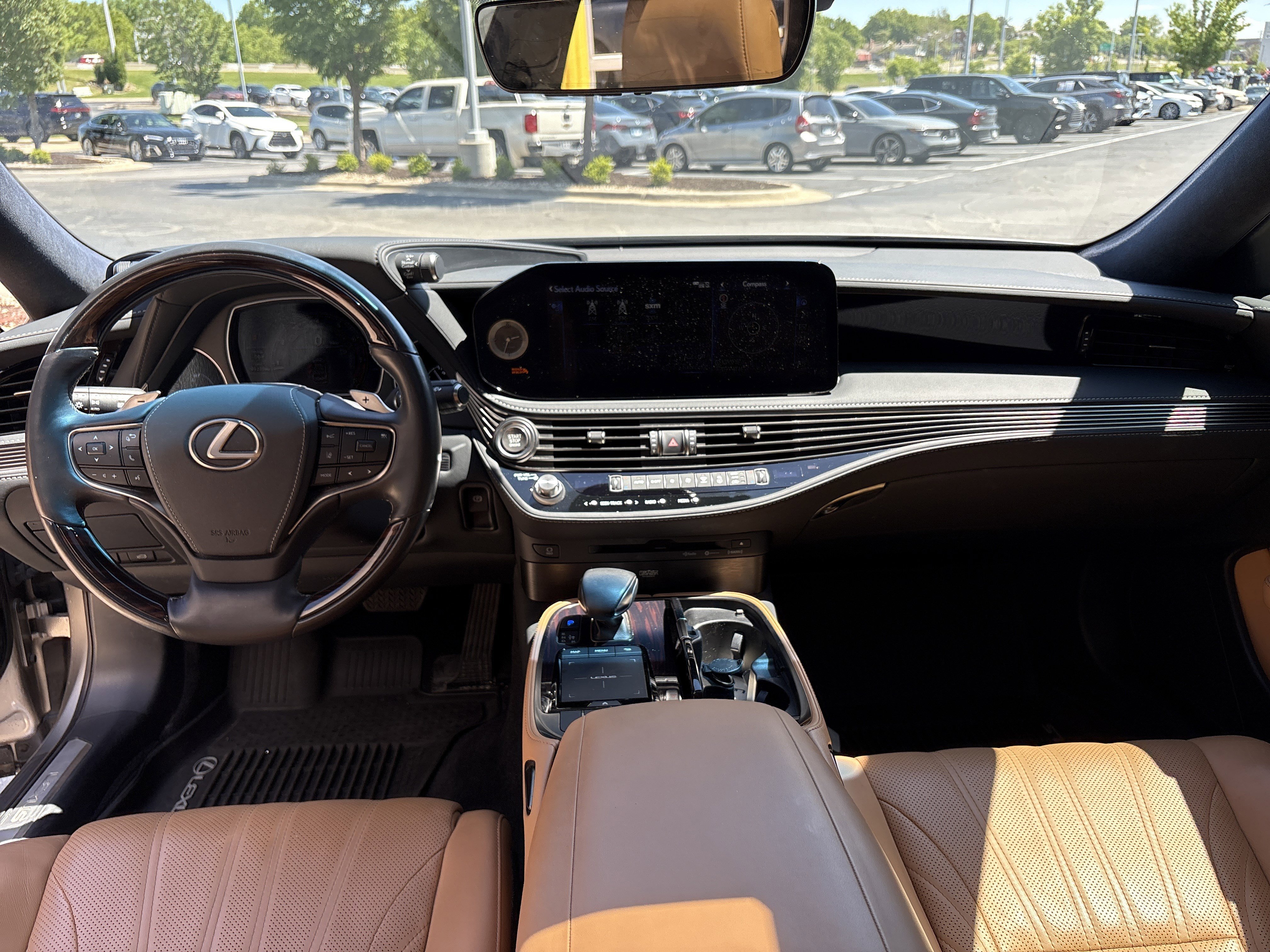 Used 2021 Lexus LS 500 AWD w/ Interior Upgrade Package image 29