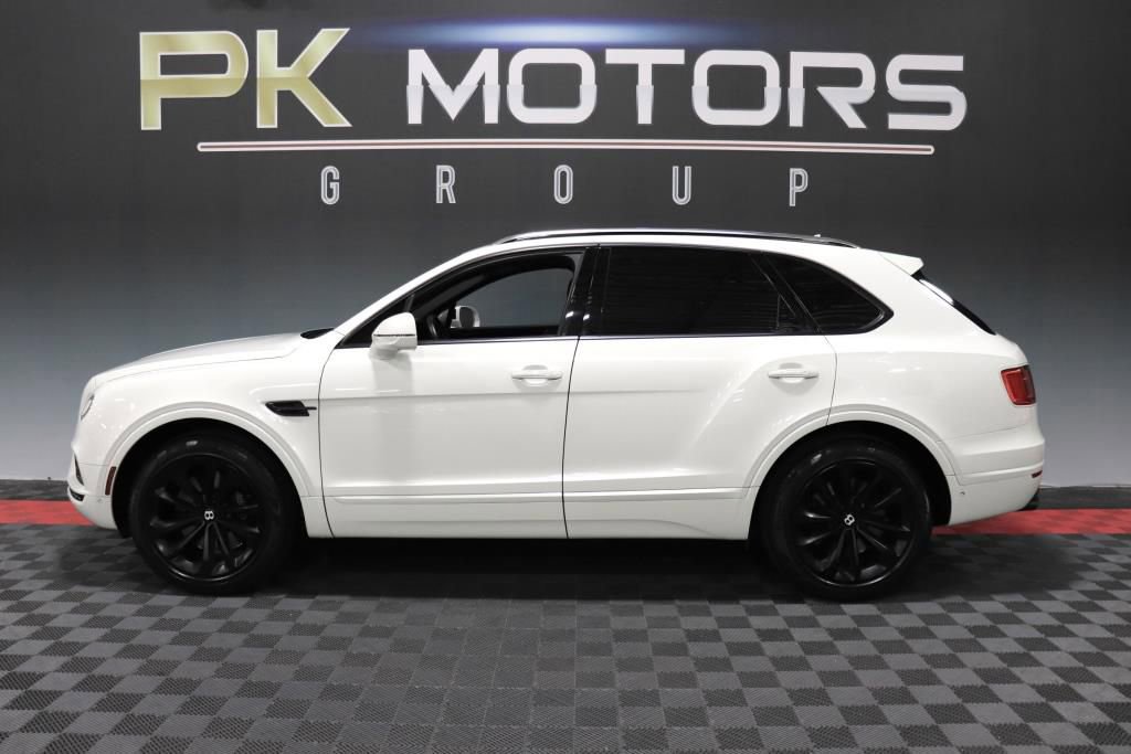 Used 2017 Bentley Bentayga image 3
