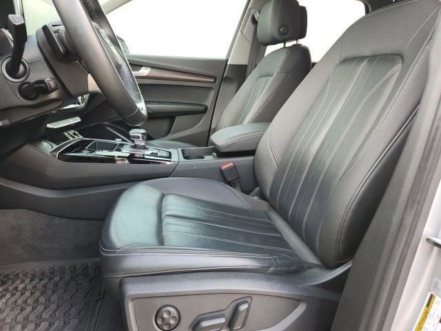 Used 2023 Audi Q5 2.0T Premium w/ Convenience Package image 28