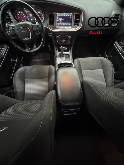 Used 2019 Dodge Charger Scat Pack w/ Dynamics Package RWD image 29