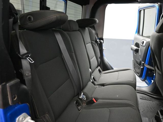 Used 2021 Jeep Gladiator Overland AWD/4WD image 21