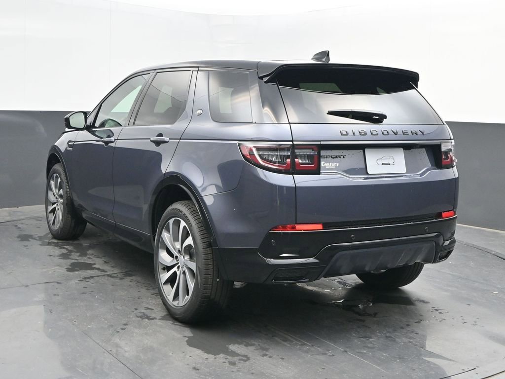 Used 2025 Land Rover Discovery Sport Dynamic SE image 3