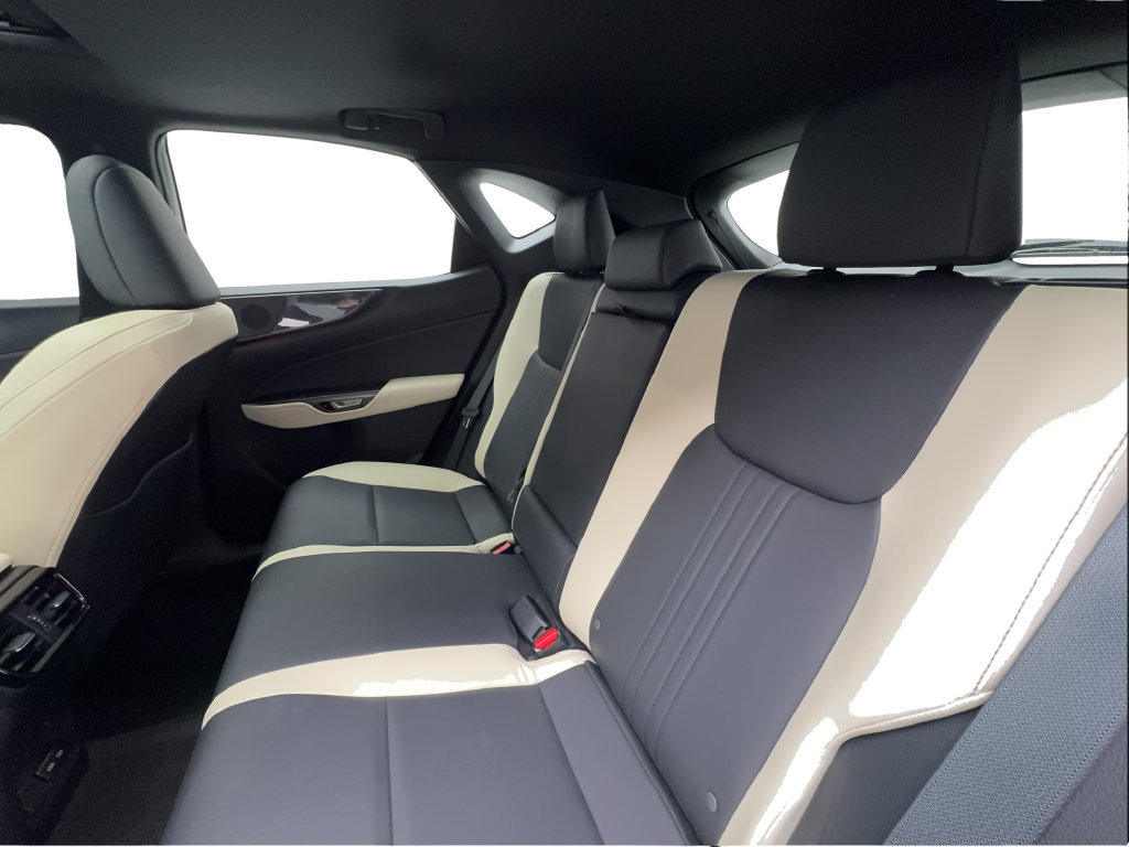 Used 2023 Lexus NX 350 AWD image 27